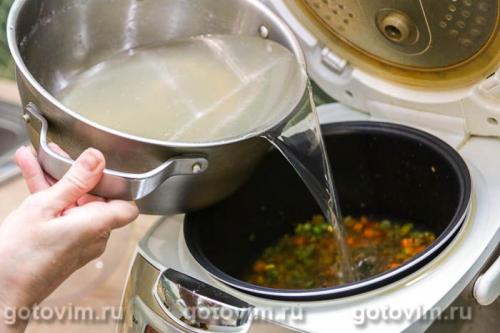 Мясной суп с овощной смесью и булгуром в мультиварке