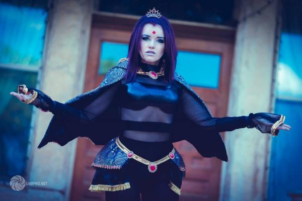 Королева Титана из Teen Titans Королева Титана из Teen Titans