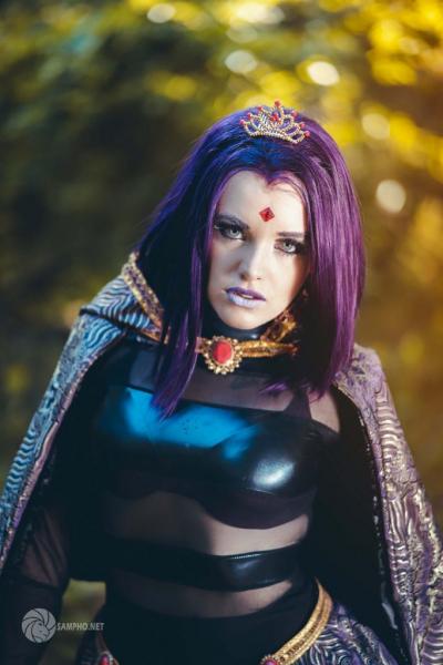 Королева Титана из Teen Titans Королева Титана из Teen Titans
