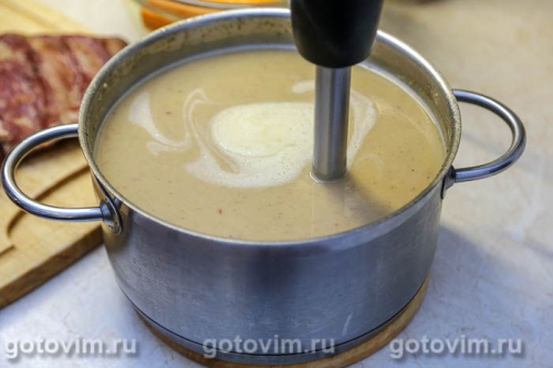 Гороховый суп с копченостями «Лондонский смог» (Pea soup «London smog»)