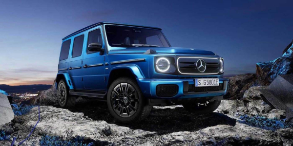 
											
							Mercedes-Benz запустила рекламную кампанию с Брэдли Купером и электрическим G-Class						
									